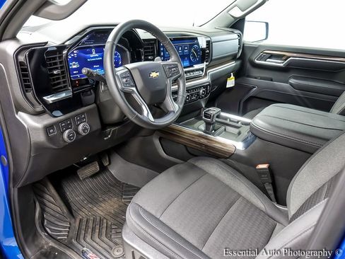 Certified 2026 Chevrolet Silverado 1500 LT image 11