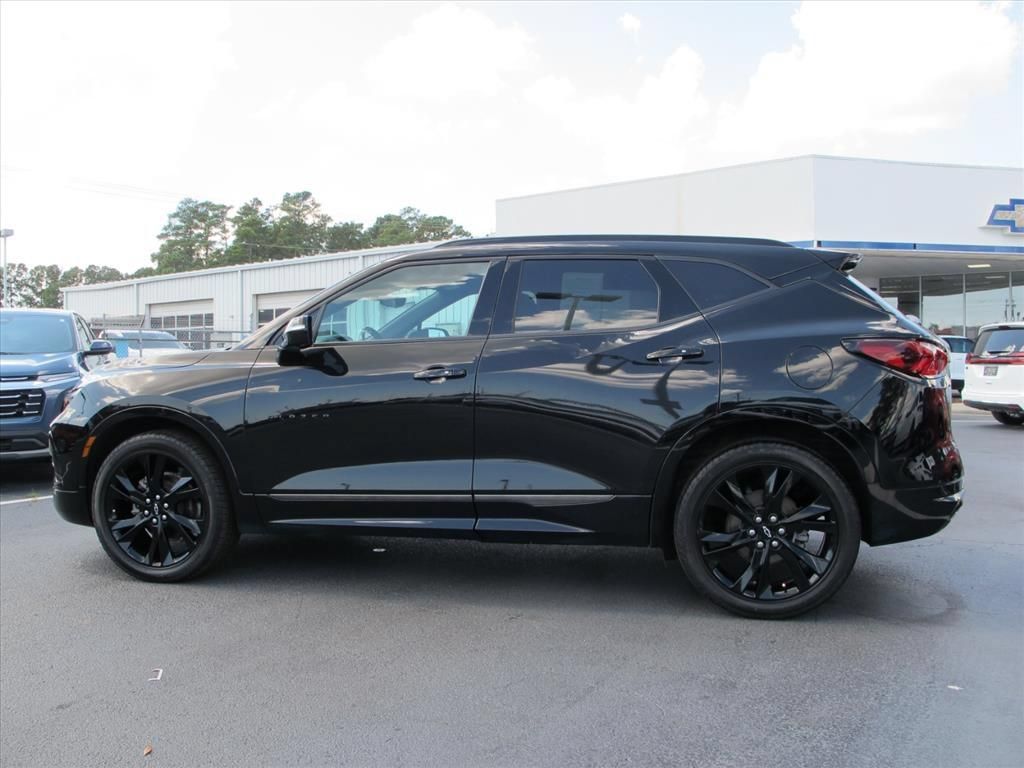Used 2021 Chevrolet Blazer RS w/ Enhanced Convenience Package FWD image 6