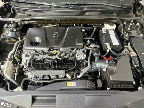 Used 2022 Toyota Camry LE FWD image 10