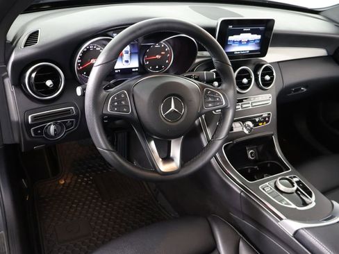 Used 2018 Mercedes-Benz C 300 4MATIC Sedan image 17
