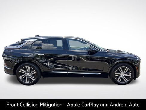 Used 2024 Cadillac Lyriq Luxury RWD image 8
