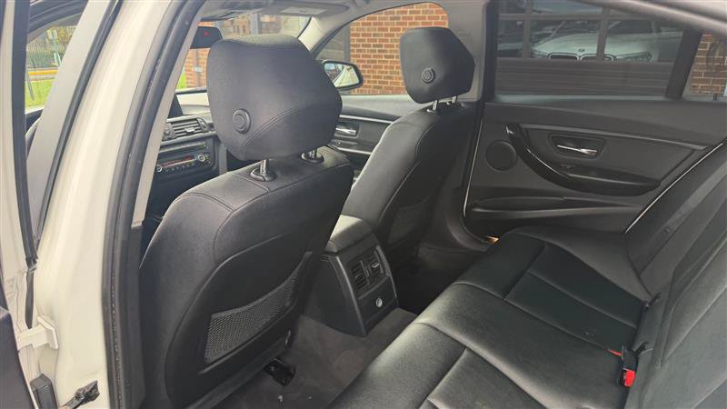 Used 2014 BMW 335i xDrive Sedan AWD/4WD image 18
