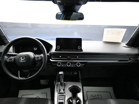 Used 2025 Honda Civic Sport image 12