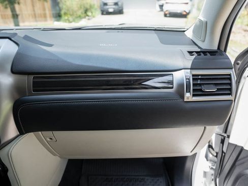 Used 2023 Lexus GX 460 Luxury w/ Sport Design Package AWD/4WD image 88