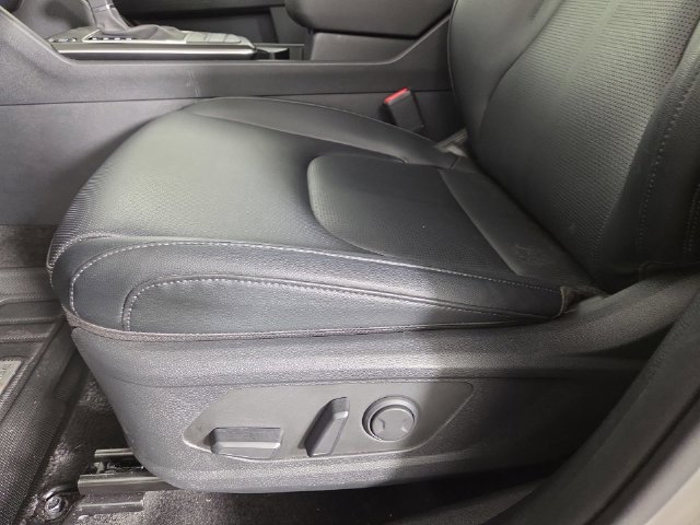 Certified 2026 Kia Sportage EX FWD image 31