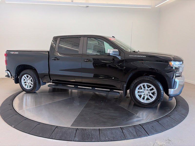Used 2019 Chevrolet Silverado 1500 LT w/ All-Star Edition AWD/4WD image 2