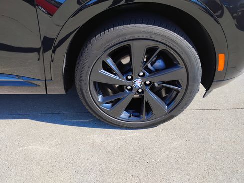 Used 2023 Buick Envision Preferred w/ Sport Touring Package image 27