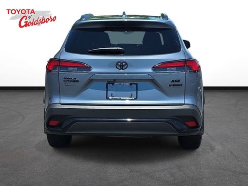 Used 2024 Toyota Corolla Cross AWD Hybrid w/ Convenience Package image 6