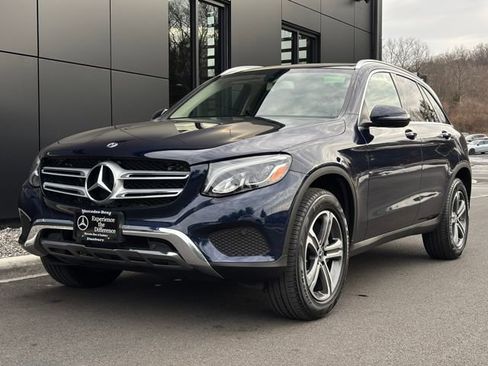 Used 2019 Mercedes-Benz GLC 300 4MATIC image 2