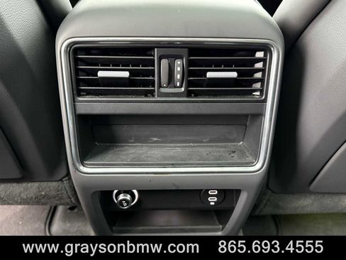 Used 2022 Porsche Cayenne image 32