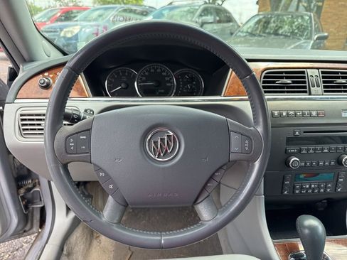 Used 2006 Buick LaCrosse CXL w/ Driver Confidence Package FWD image 11