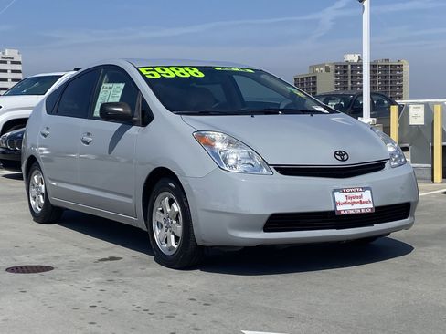 Used 2004 Toyota Prius image 2