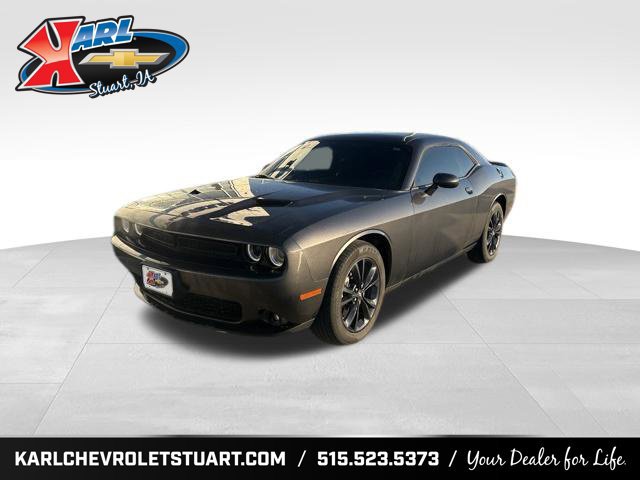 Used 2023 Dodge Challenger SXT w/ Blacktop Package AWD/4WD image 1