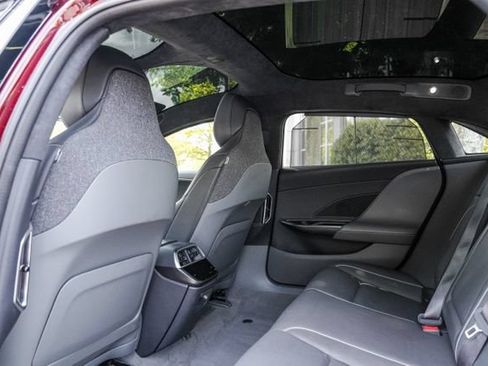 Used 2024 Lucid Air Touring AWD/4WD image 38
