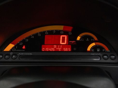 Used 2004 Honda S2000 image 17