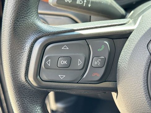 Used 2025 Jeep Gladiator Sport AWD/4WD image 28
