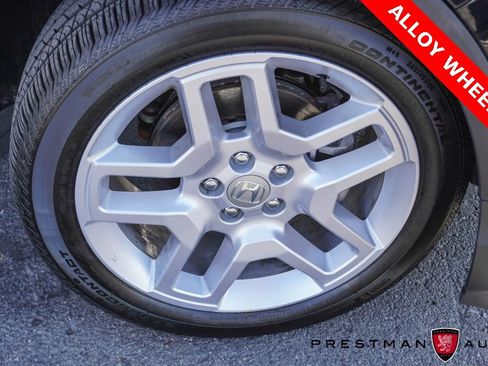 Used 2025 Honda Passport EX-L image 10