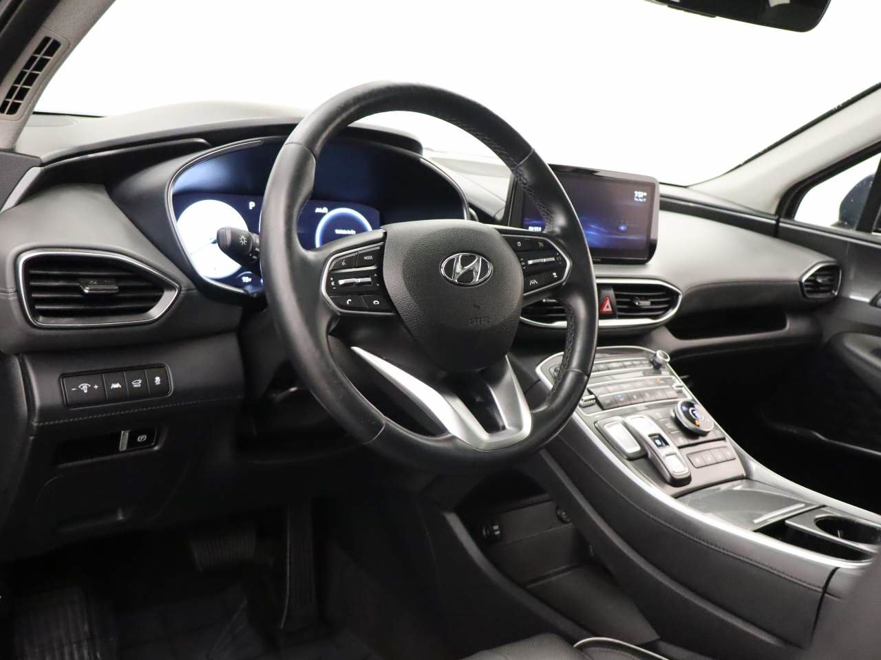 Used 2022 Hyundai Santa Fe Limited AWD/4WD image 14