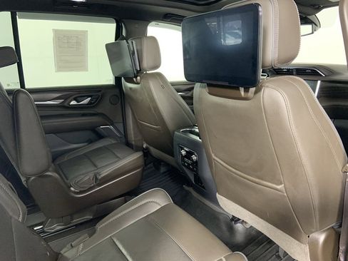 Used 2021 GMC Yukon Denali image 15