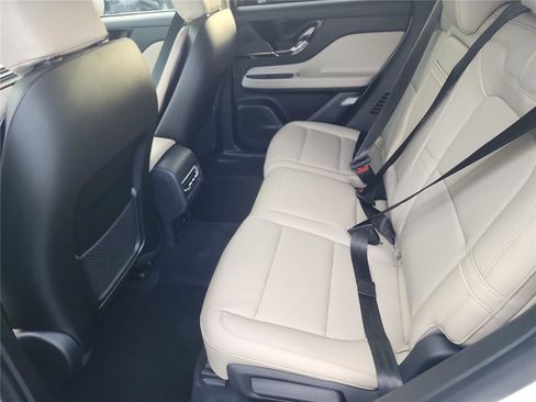 New 2026 Lincoln Corsair Premiere image 17