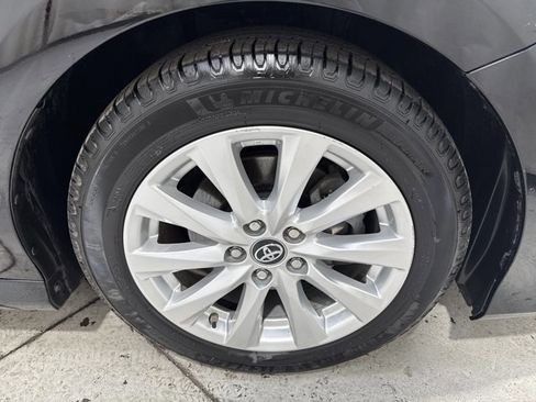 Used 2018 Toyota Camry LE w/ Audio Package FWD image 29