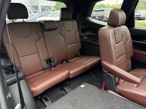 Used 2023 Kia Telluride SX Prestige AWD/4WD image 28