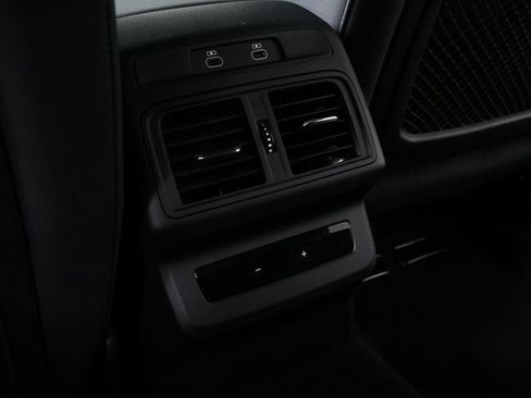 Certified 2025 Audi Q5 Premium w/ Convenience Package image 18