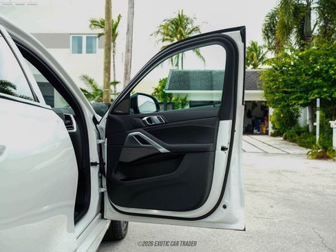 Used 2020 BMW X6 M50i w/ Executive Package image 60