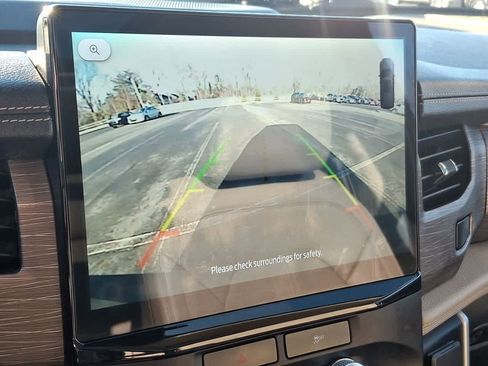 Used 2023 Ford Expedition Max Limited image 21