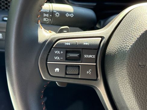 Certified 2025 Honda CR-V Sport image 29