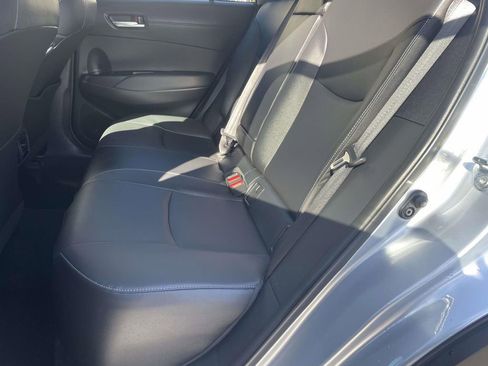 Used 2022 Toyota Corolla Cross XLE w/ Convenience Package image 20