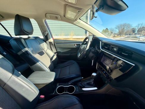 Used 2017 Toyota Corolla SE w/ Carpet Mat Package (TMS) image 21