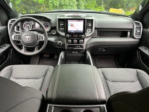 Used 2025 RAM 1500 Big Horn AWD/4WD image 13