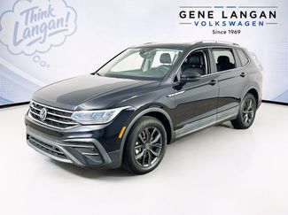 Used 2022 Volkswagen Tiguan SE w/ Panoramic Sunroof Package AWD/4WD video 1