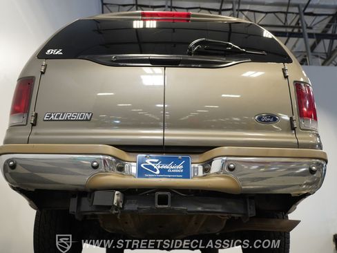 Used 2002 Ford Excursion Limited RWD image 33
