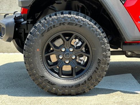 Used 2025 Jeep Wrangler Unlimited Sport S 4xe AWD/4WD image 26