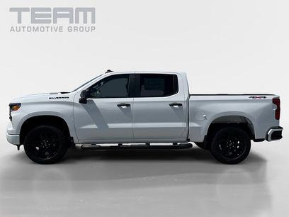 New 2026 Chevrolet Silverado 1500 Custom w/ Turbomax Blackout Package