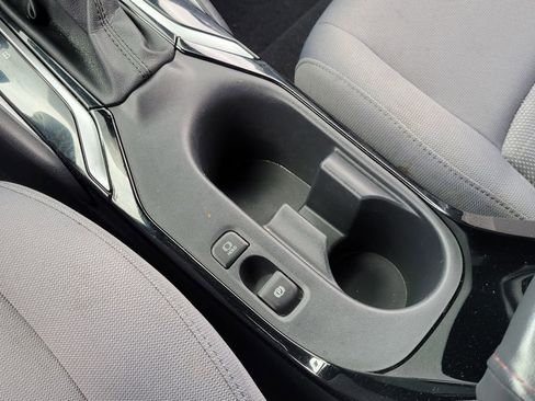 Used 2023 Toyota Corolla SE w/ SE Premium Package image 14