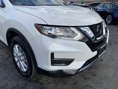 Used 2018 Nissan Rogue SV image 66