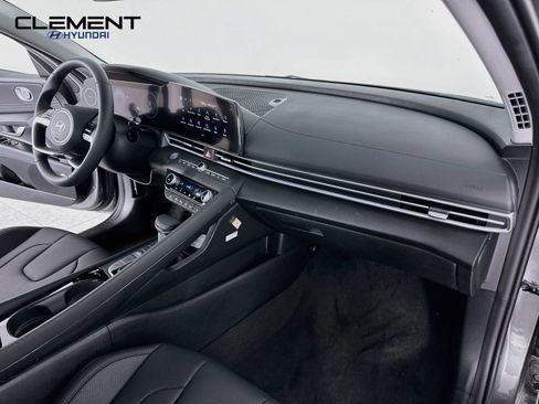 New 2026 Hyundai Elantra Limited FWD image 31
