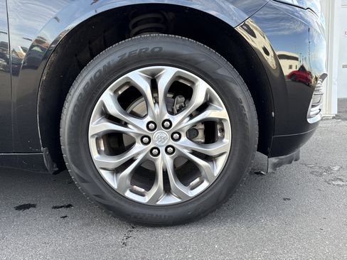 Used 2021 Buick Enclave Avenir w/ Avenir Technology Package image 32