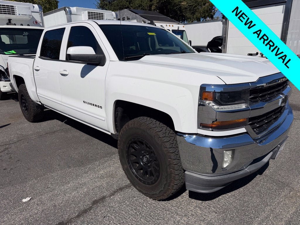 Used 2017 Chevrolet Silverado 1500 LT w/ All Star Edition RWD image 2