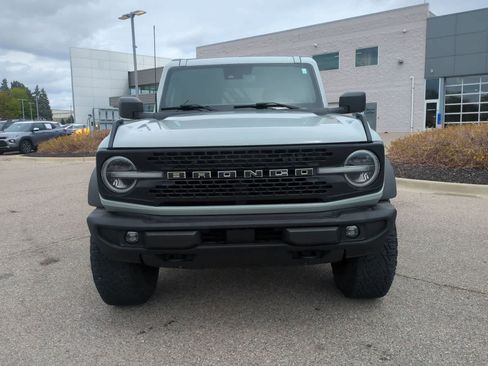 Used 2022 Ford Bronco Big Bend w/ Sasquatch Package AWD/4WD image 3