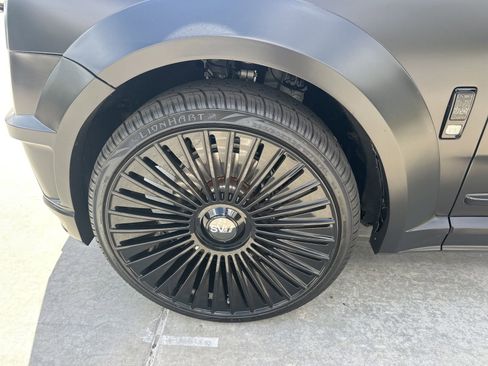 Used 2019 Rolls-Royce Cullinan AWD/4WD image 18