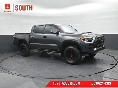 Used 2022 Toyota Tacoma TRD Pro image 4