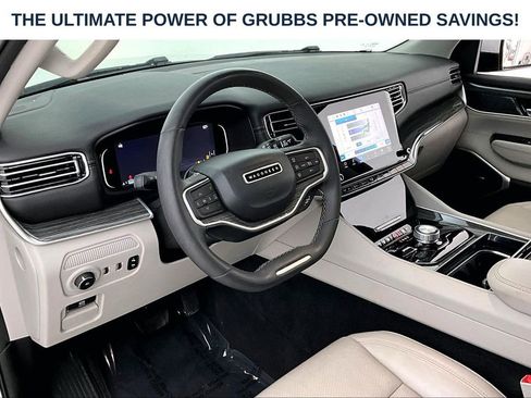 Used 2022 Jeep Wagoneer Series II AWD/4WD image 17