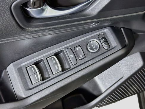 Used 2025 Honda Accord LX image 15