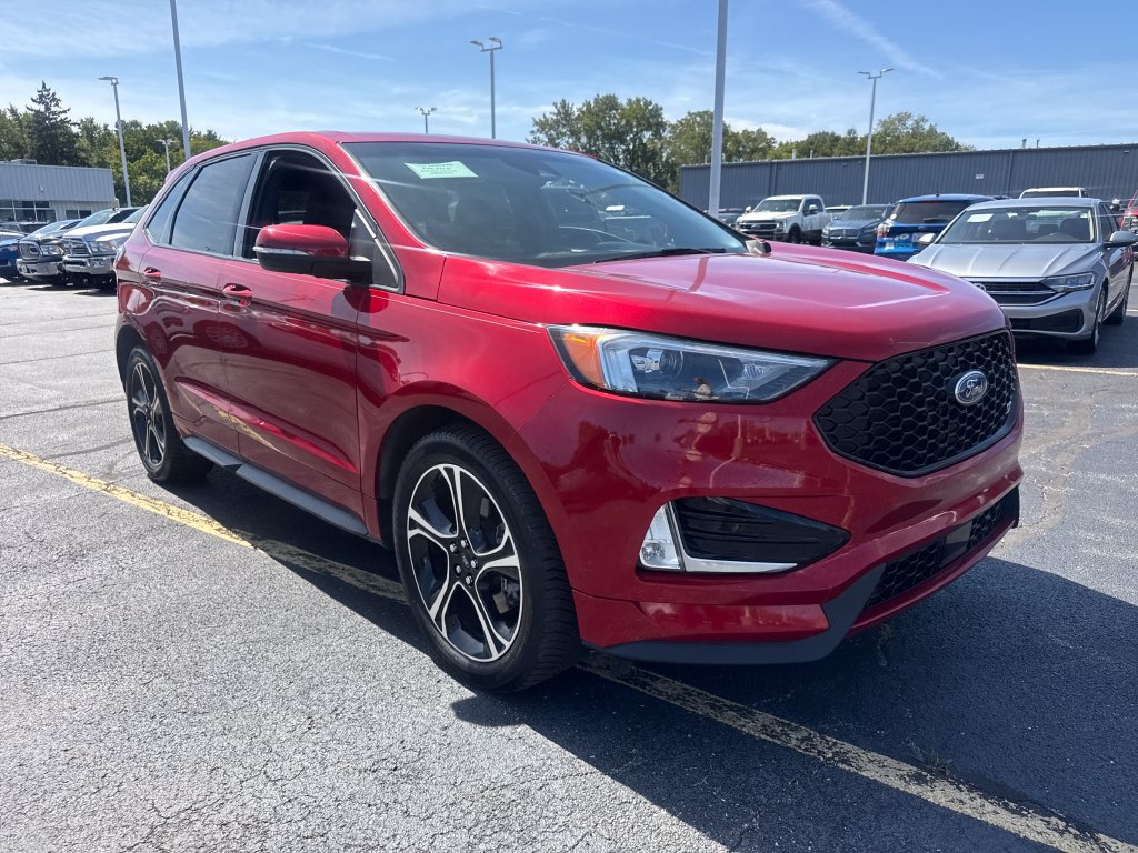 Used 2020 Ford Edge ST w/ Cold Weather Package AWD/4WD image 4