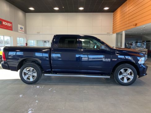 Used 2015 RAM 1500 Express image 4