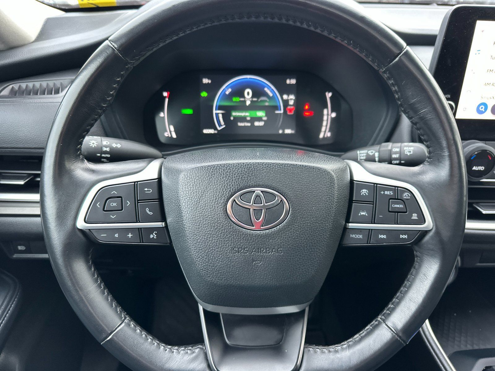 Used 2024 Toyota Grand Highlander AWD Hybrid image 23